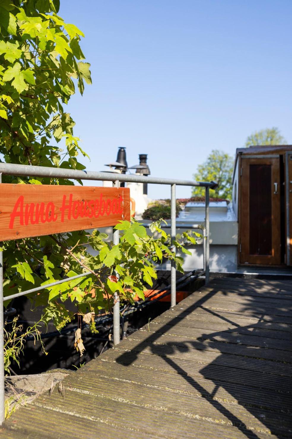 Anna Houseboat Hotel Amsterdam Bagian luar foto