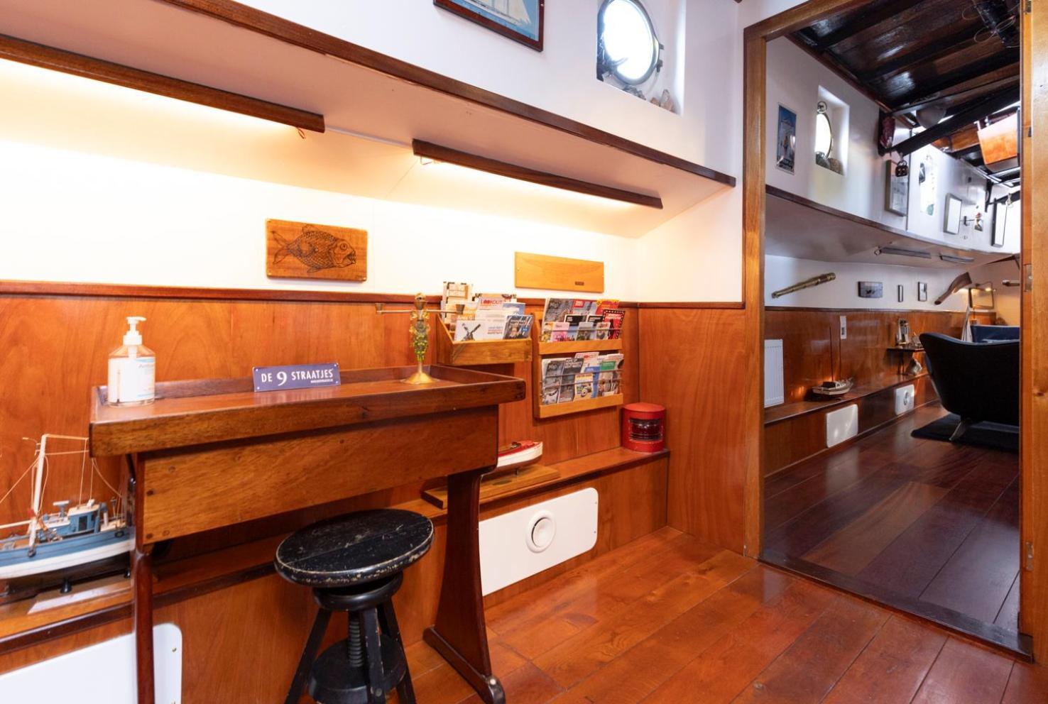 Anna Houseboat Hotel Amsterdam Bagian luar foto